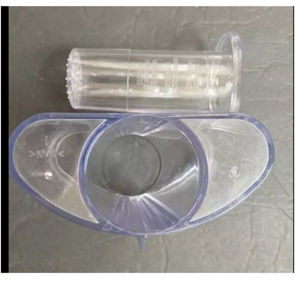 Hamilton Beach Food Processor Model 70580 FP20 Replacement Part Pusher & Sleeve - Picture 9 of 12